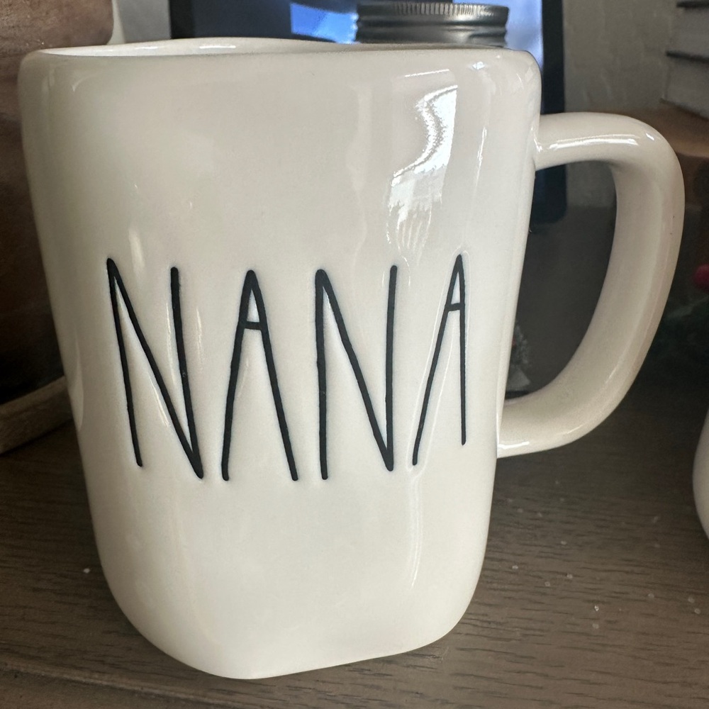Rae Dunn mug
